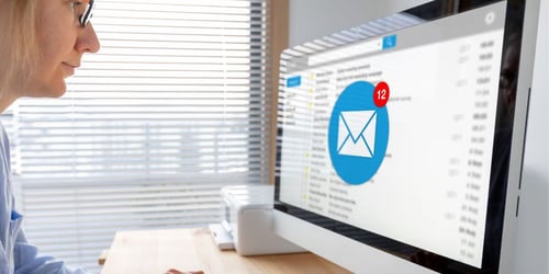 HubSpot Vs Mailchimp: Which Email Marketing Platform to Use in 2025